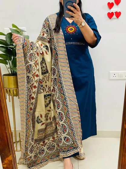 Women's Navy Blue Dhabu Cotton Embroidered Kurta Pant Set with Printed Dupatta | Mirror Work Ethnic Suit