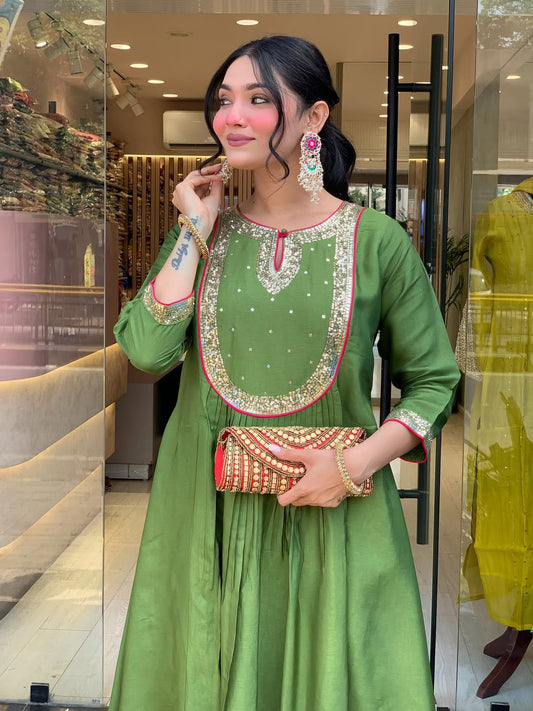 Women's Green Maheshwari Silk Anarkali Suit Set with Banarasi Jacquard Dupatta | 3-Piece Festive Wear